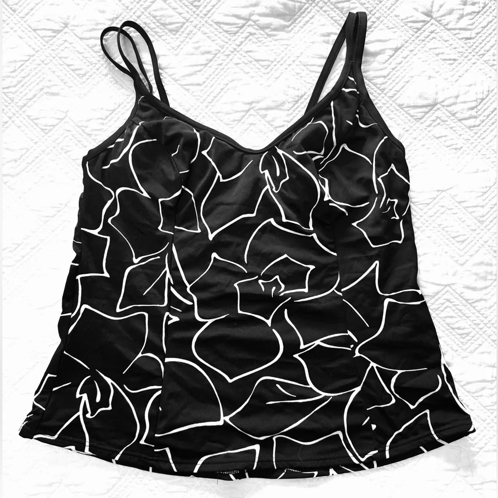 Miraclesuit Black and White Floral Tankini Top EUC 18W Resort Summer Swim